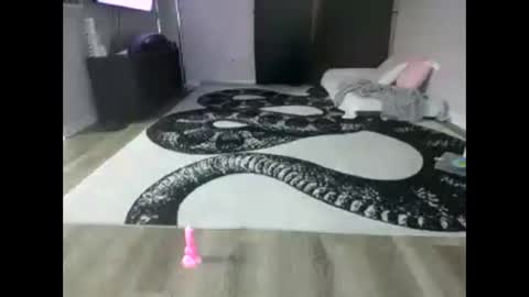 Puppynubiss online show from November 6, 2:01 am