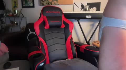 Pup Scritch online show from May 8, 2:00 pm