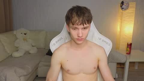 Jesse online show from November 26, 4:13 am