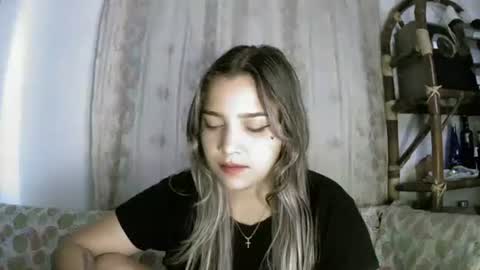 Lizzy online show from April 30, 6:09 am