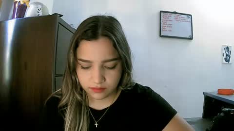 Lizzy online show from June 11, 10:19 pm