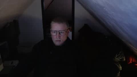 Snapshot of pussylovercb chatting on March 3, 9:48 am pussylovercb online show from March 3, 9:48 am