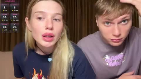 Lina online show from April 6, 7:48 pm