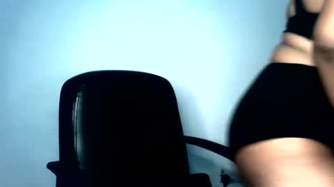 pussywet8623448 online show from June 6, 9:25 am