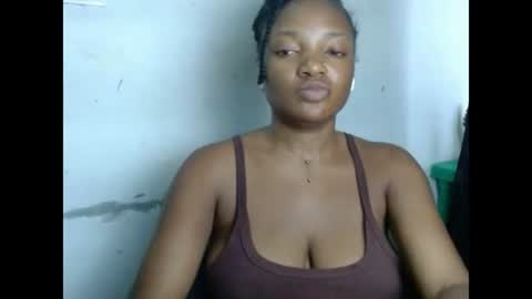 Snapshot of pussyxwetx chatting on June 24, 11:15 pm pussyxwetx online show from June 24, 11:15 pm