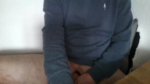 Snapshot of qandnotu chatting on January 17, 1:16 pm qandnotu online show from January 17, 1:16 pm