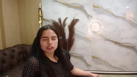 Qetsyah online show from April 18, 7:07 pm