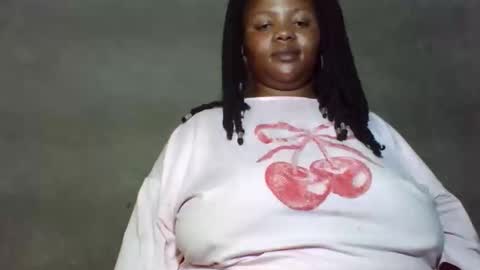 queen2302 online show from April 27, 9:35 pm