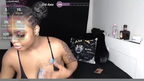 Snapshot of queen_barbie_ chatting on February 12, 4:12 am Barbie online show from February 12, 4:12 am