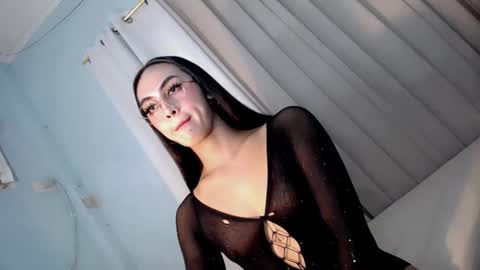 queen_danaya online show from July 1, 6:18 pm