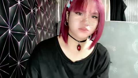 Snapshot of queen_elicktra chatting on June 9, 2:23 am JOY online show from June 9, 2:23 am