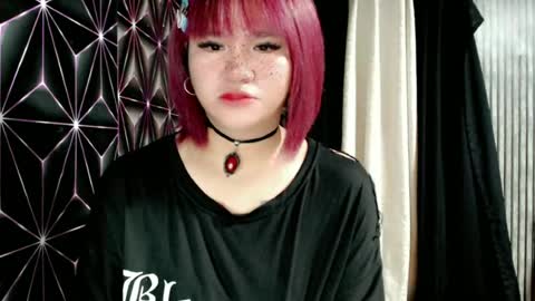 Snapshot of queen_elicktra chatting on June 29, 12:27 pm JOY online show from June 29, 12:27 pm