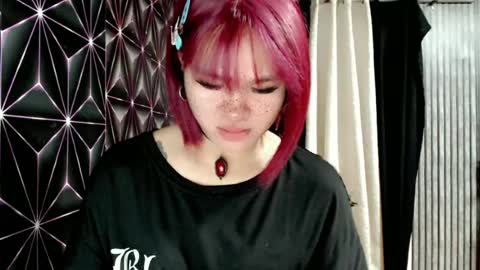 Snapshot of queen_elicktra chatting on July 2, 10:05 pm JOY online show from July 2, 10:05 pm
