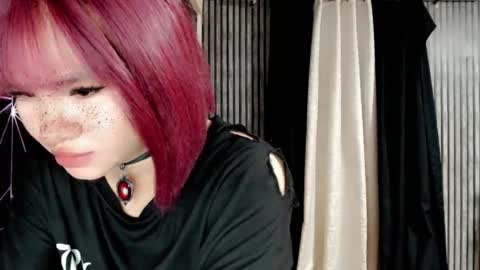 Snapshot of queen_elicktra chatting on July 13, 9:17 pm JOY online show from July 13, 9:17 pm