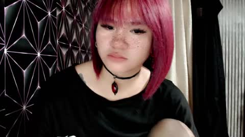 Snapshot of queen_elicktra chatting on July 14, 2:05 am JOY online show from July 14, 2:05 am