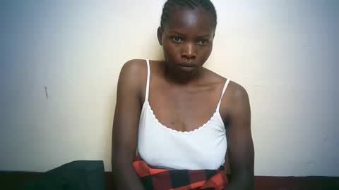 Snapshot of queen_joan chatting on February 16, 7:37 am queen_joan online show from February 16, 7:37 am