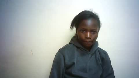 Snapshot of queen_joan chatting on February 26, 5:20 am queen_joan online show from February 26, 5:20 am