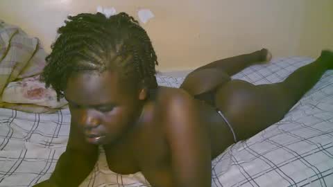 queen_latasha online show from April 7, 2:50 pm