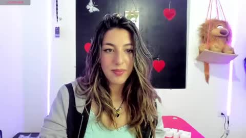 queen_natttyy online show from January 10, 5:05 am