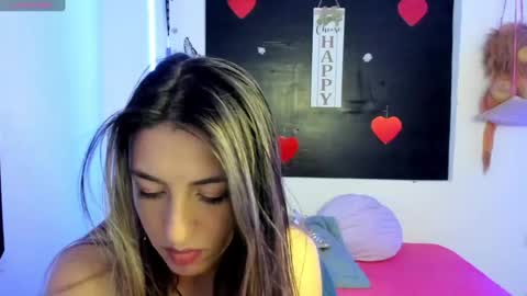 queen_natttyy online show from January 22, 7:03 am