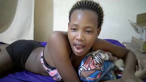 queen_slender online show from May 11, 2:45 pm