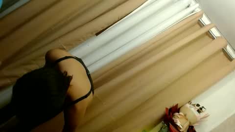 CALL ME YOUR QUEEN AIVY1 online show from May 28, 9:12 pm