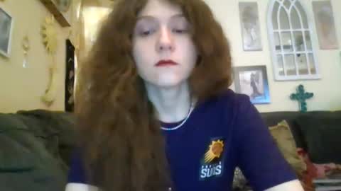 queencrimsonlvx online show from May 6, 8:58 pm