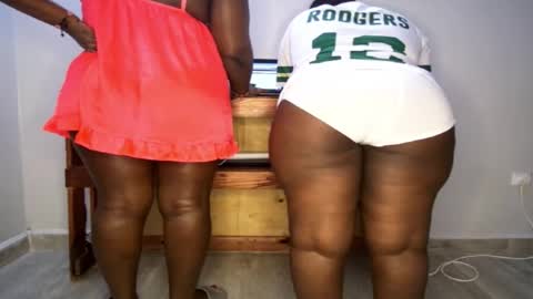 Nina online show from October 15, 2:39 pm