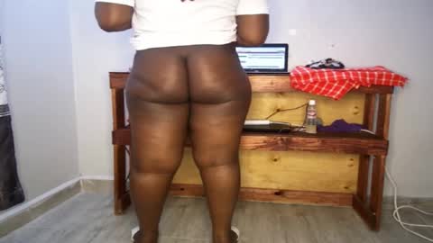 Nina online show from November 6, 8:04 am