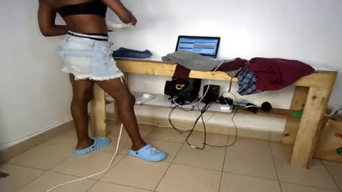 Nina online show from February 21, 7:48 pm