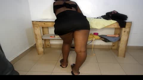 Nina online show from March 28, 8:52 pm