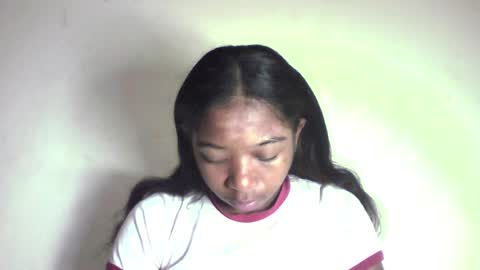 queennaya online show from July 8, 5:23 am
