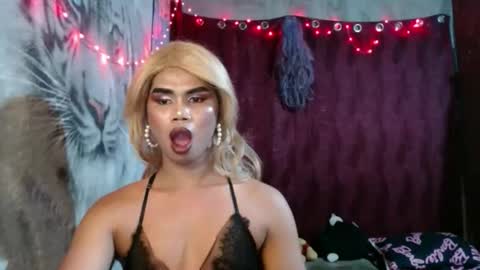 queenpinayebony_xx online show from April 20, 2:20 pm