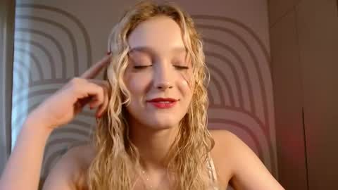 Serena XoXo online show from June 7, 3:38 pm