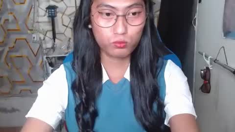 queensteffi online show from June 22, 8:28 pm