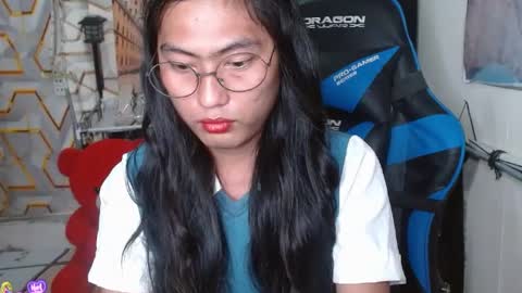 queensteffi online show from June 25, 8:24 pm