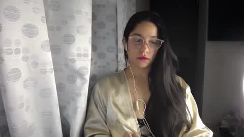 Snapshot of queenvictoria2023 chatting on March 26, 3:12 am Paola online show from March 26, 3:12 am