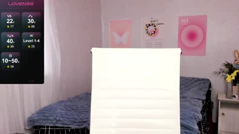 Anna online show from March 31, 6:03 am