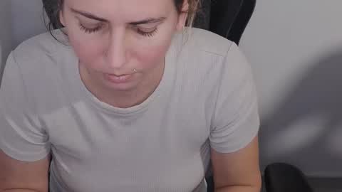 quickgirl_38 online show from February 28, 5:58 pm