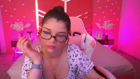 Karolina online show from June 18, 6:35 am