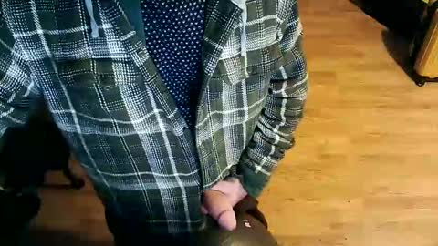 r2deplex31 online show from November 23, 9:58 pm