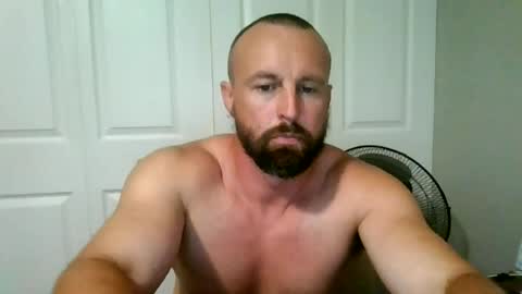 r_shackleford24 online show from July 3, 5:41 pm