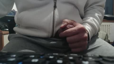 Raccoon68 online show from February 11, 9:58 am