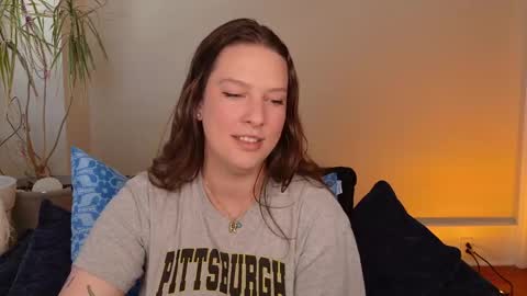 Snapshot of rach_oneill chatting on June 2, 6:10 pm Rach ONeill online show from June 2, 6:10 pm