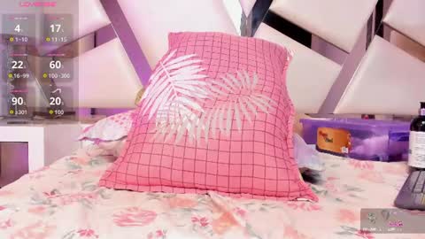 Rachell Gray online show from June 19, 8:45 pm
