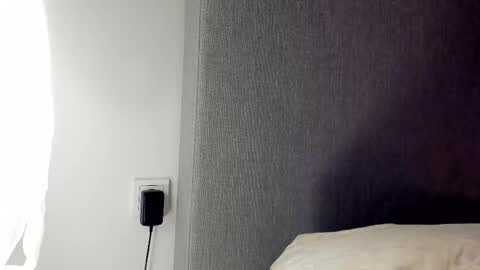 Sherryl online show from January 9, 9:05 pm