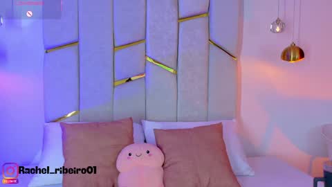 Rachel Ribeiro online show from June 3, 2:33 pm