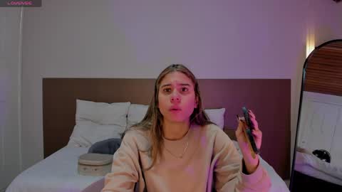 Rachell online show from May 9, 4:06 am