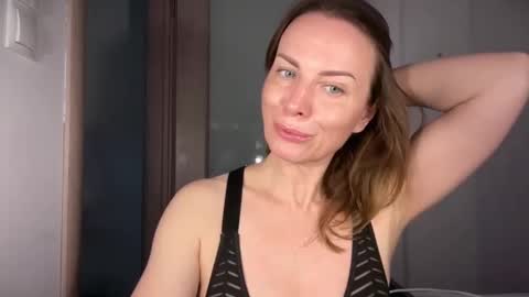 Rachel online show from May 18, 6:14 pm