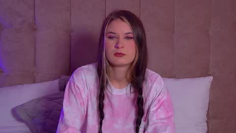 RachellSimpson online show from February 27, 9:14 pm